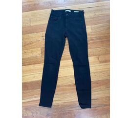 Garage Sales Williamstown -  778