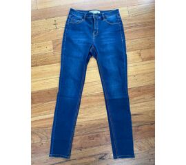 Garage Sales Williamstown -  779