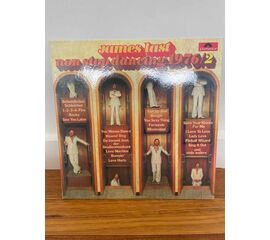 Garage Sales Williamstown -  1705