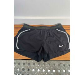 Garage Sales Williamstown -  1855