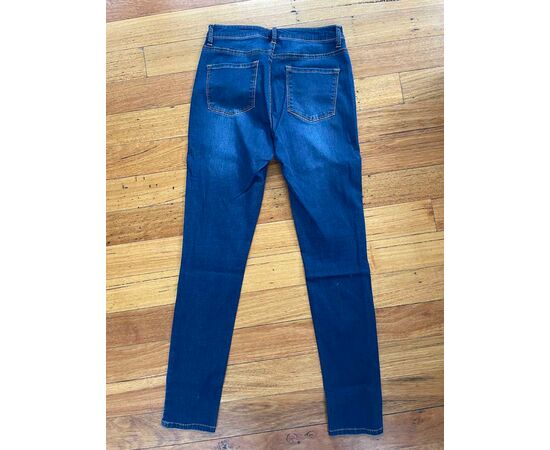 Garage Sales Williamstown -  779