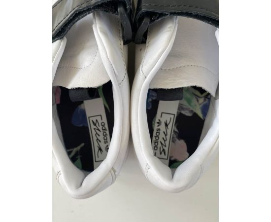 Garage Sales Williamstown -  796