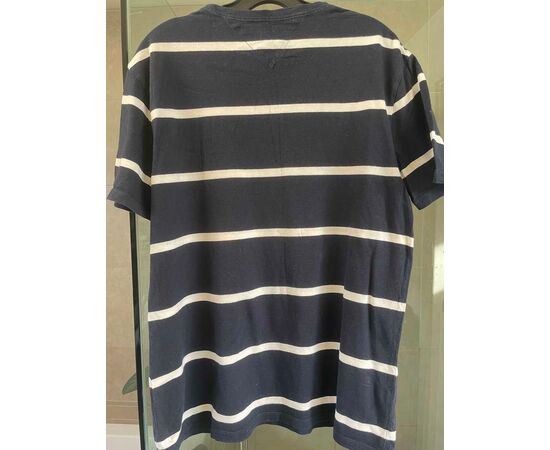 Garage Sales The Ponds -  959