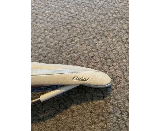 Garage Sales GLEN IRIS -  900