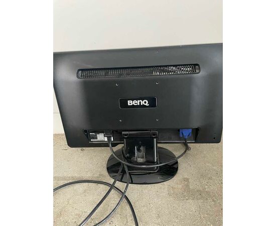 Garage Sales Williamstown -  1090