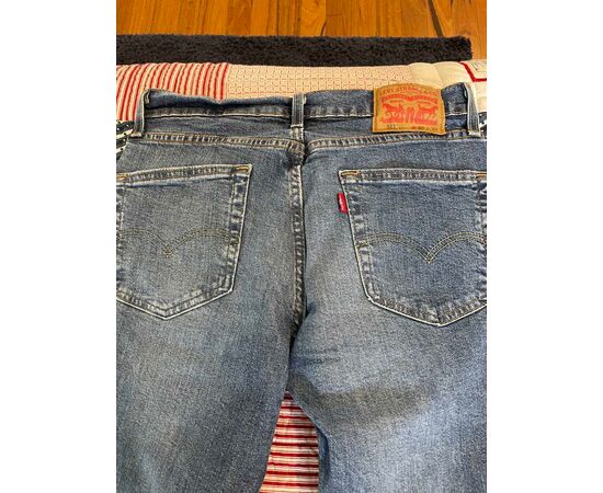 Garage Sales Sydney -  1239