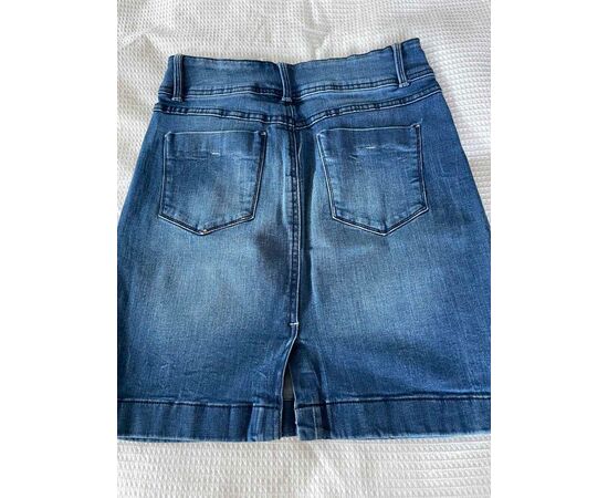 Garage Sales Newtown -  1350