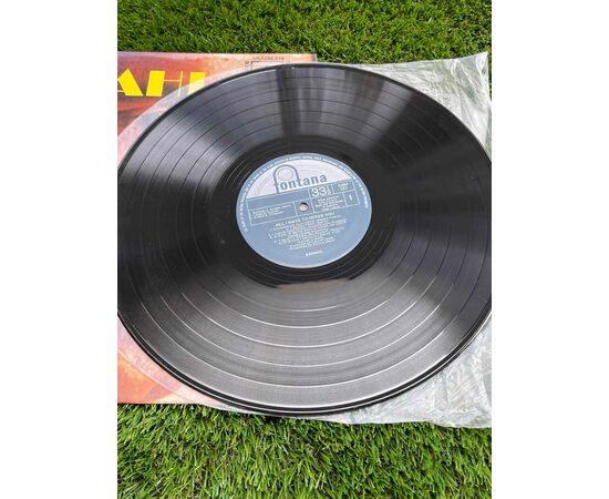 Garage Sales Williamstown -  1400