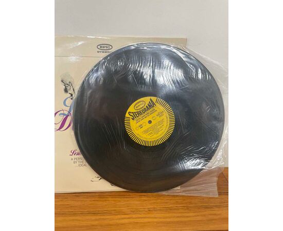 Garage Sales Williamstown -  1690