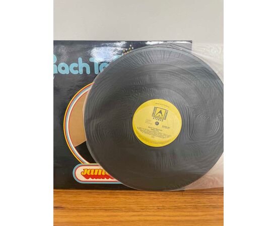 Garage Sales Williamstown -  1703