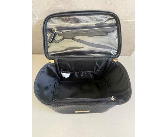 Garage Sales Port Melbourne -  1909