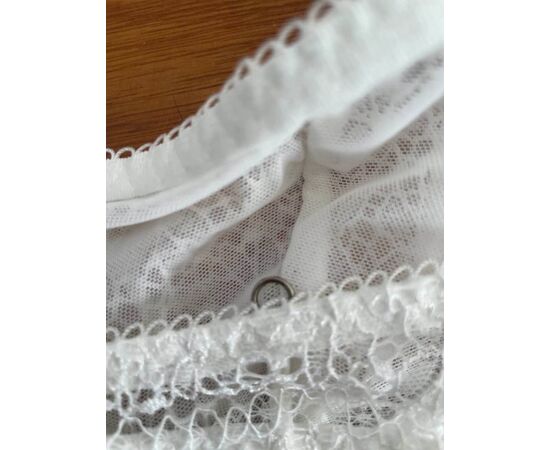 Garage Sales Williamstown -  1852