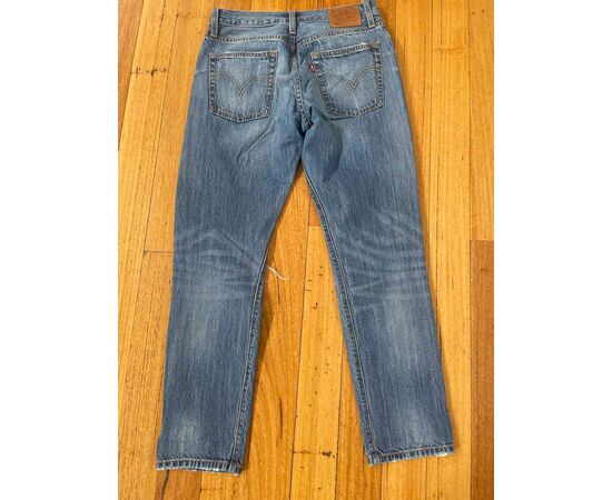 Garage Sales Williamstown -  1903