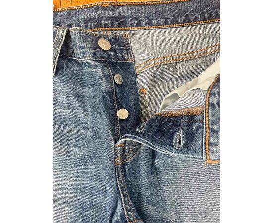 Garage Sales Williamstown -  1903