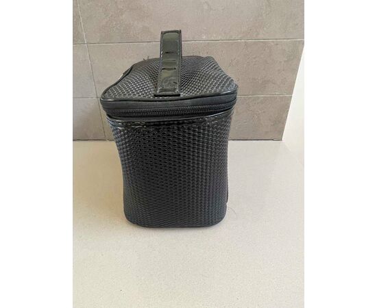 Garage Sales Port Melbourne -  1909