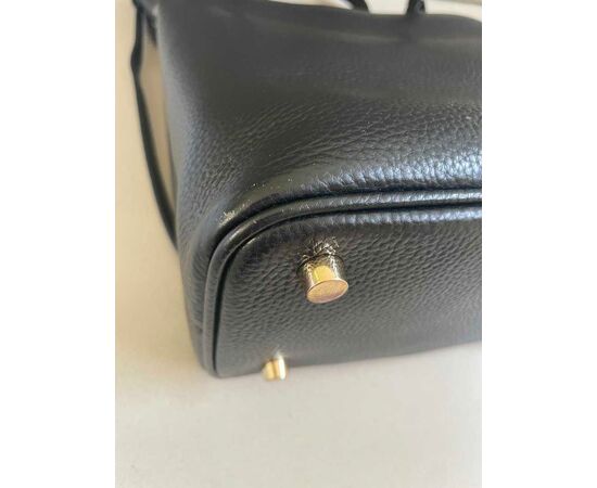 Garage Sales Port Melbourne -  1925