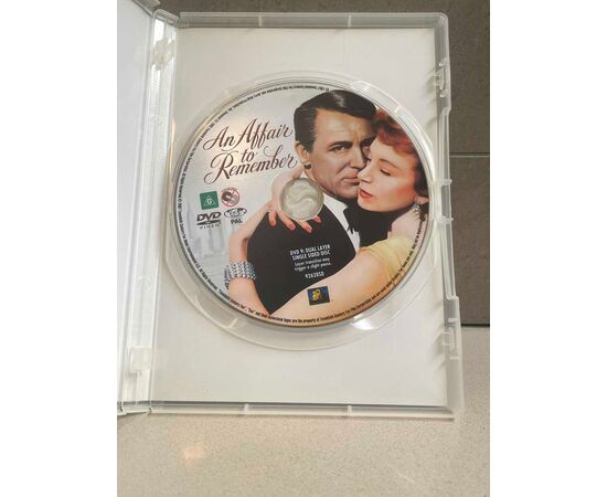 Garage Sales Port Melbourne -  1981