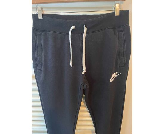 Garage Sales Williamstown -  2933