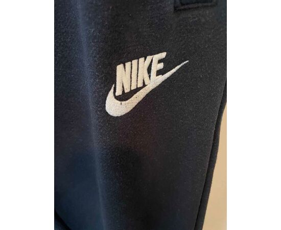 Garage Sales Williamstown -  2933